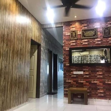 No 96 Nazirin Homestay Lumut Exterior foto